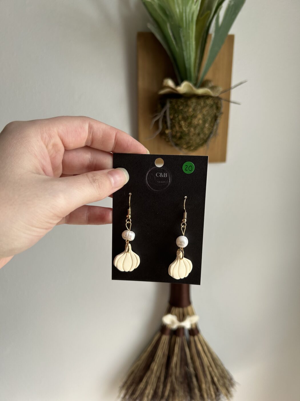 Gorgeous Garlic Earrings