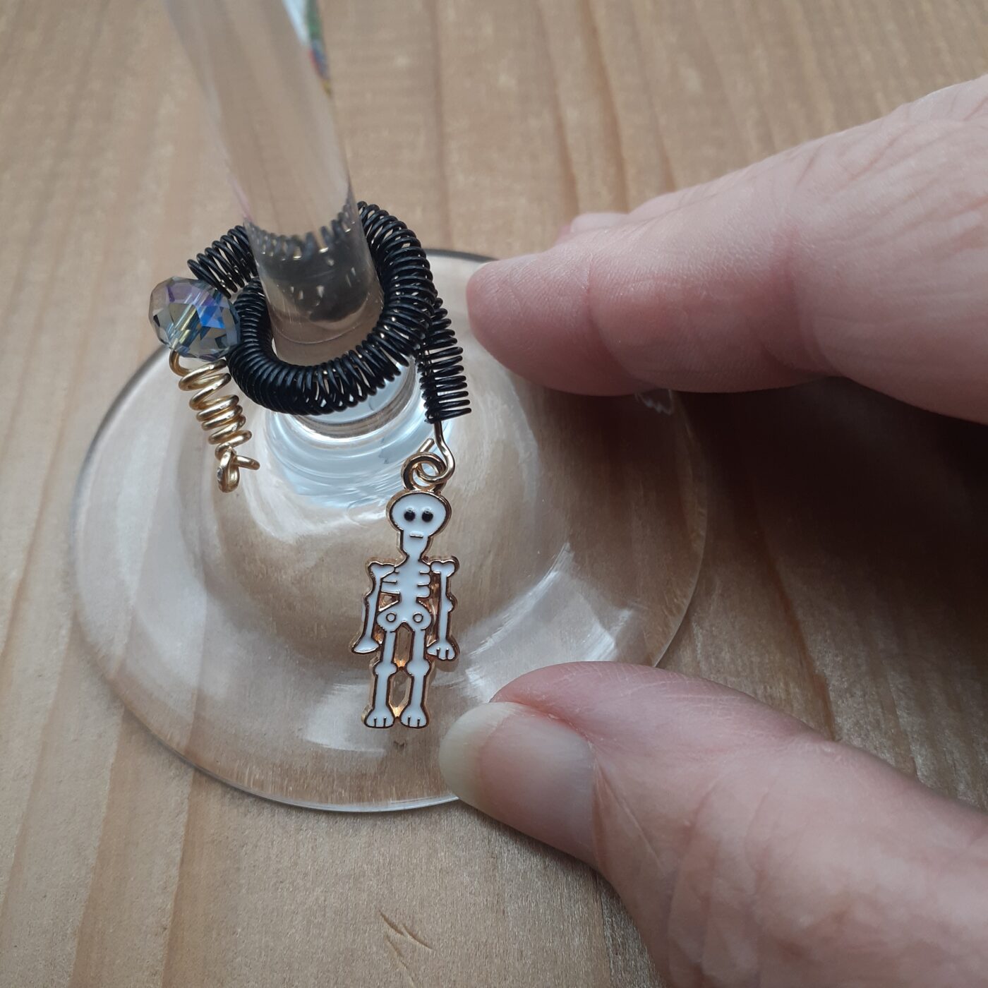 Skeleton Wine Charms (set of 4) Unique Design made for Easy Wrapping Around Wine Stems for Quick ID of Each Glass