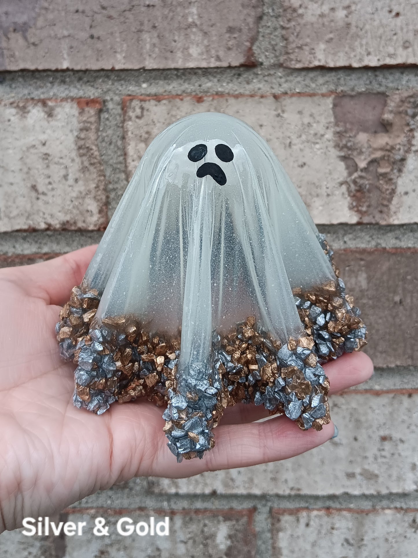Glow in the dark ghosts - large