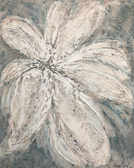 Magnolia in Blue