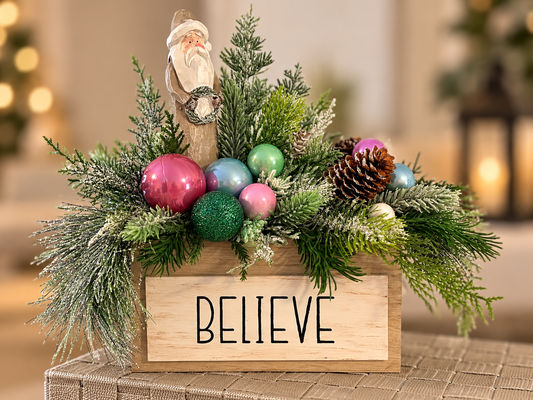Old Fashioned Santa Tabletop Arrangement