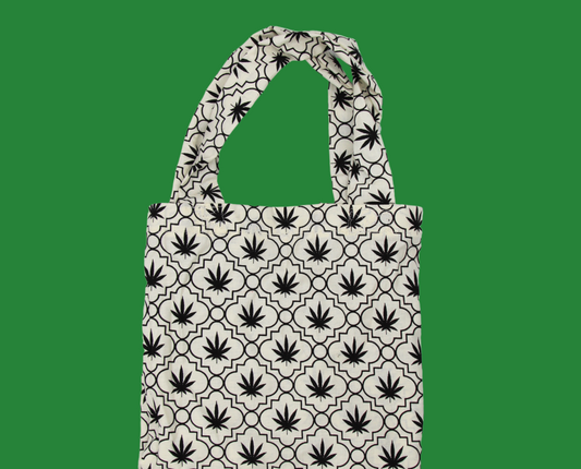 Leaf Tote Bag (Black on White)