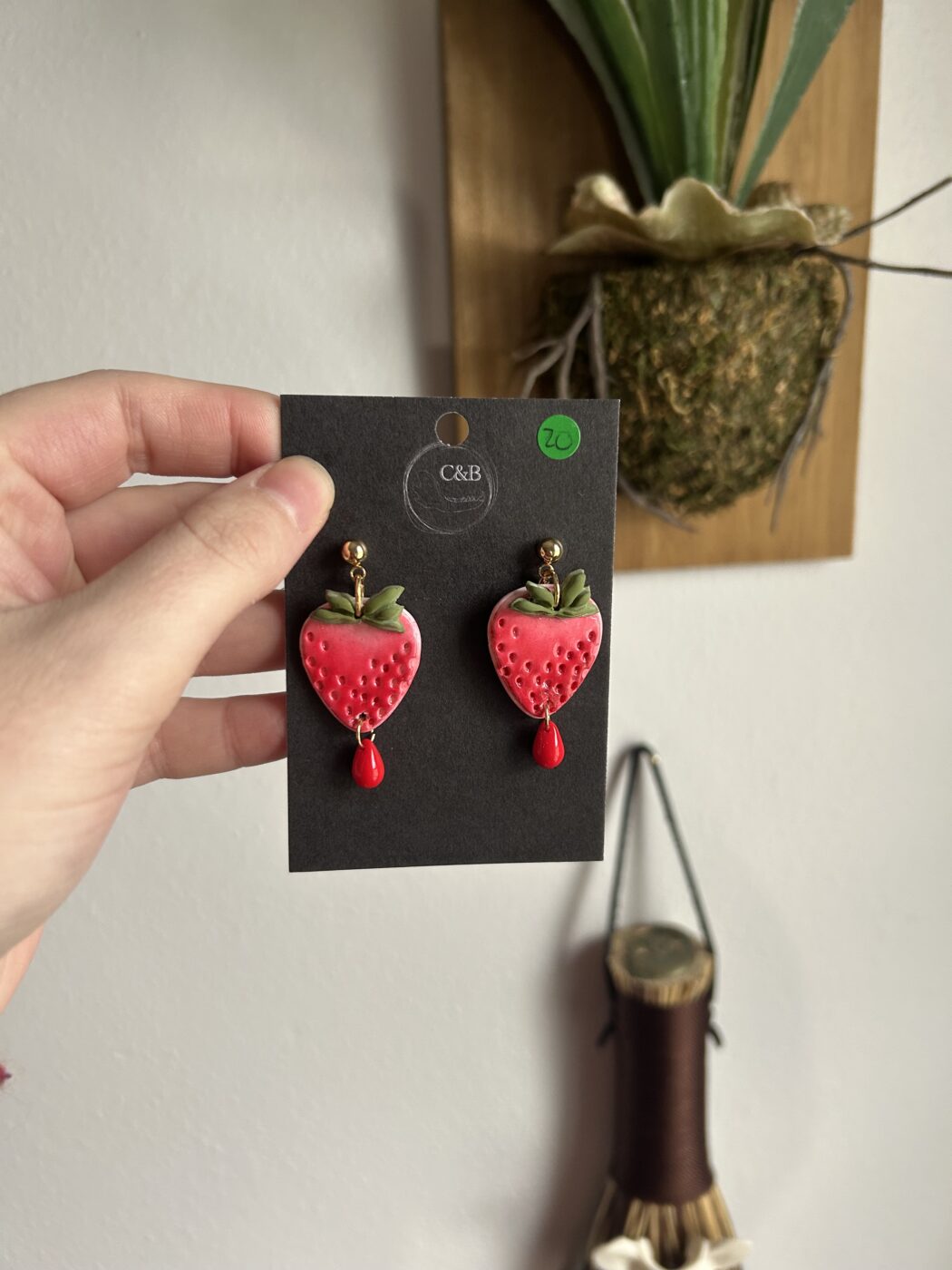 Juicy Strawberries Earrings