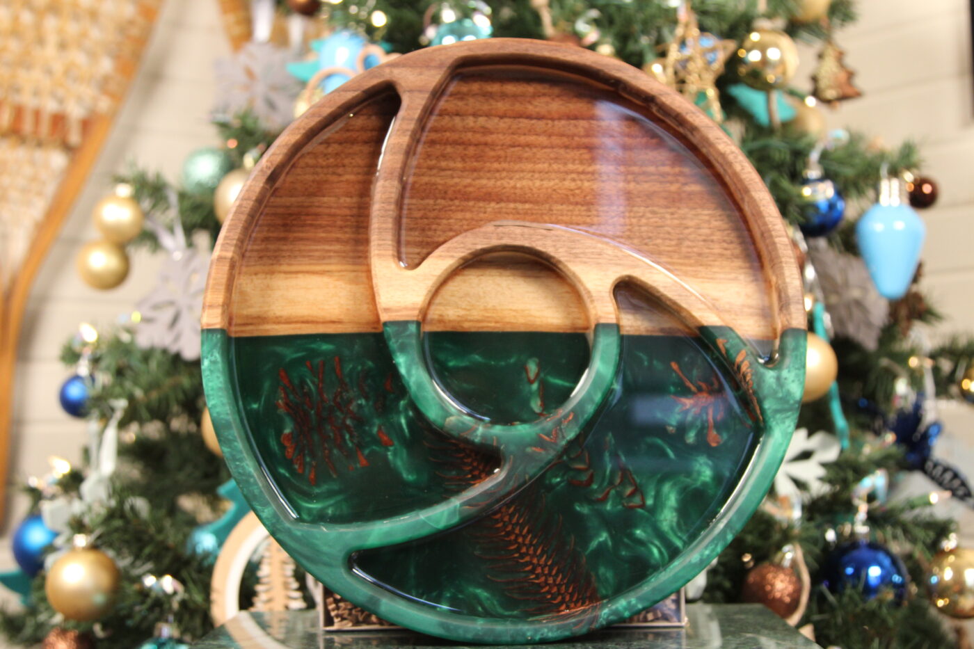 Walnut & Pinecone Epoxy Tray