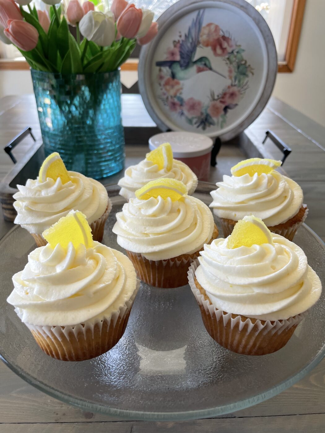 12 Lemon Cupcakes