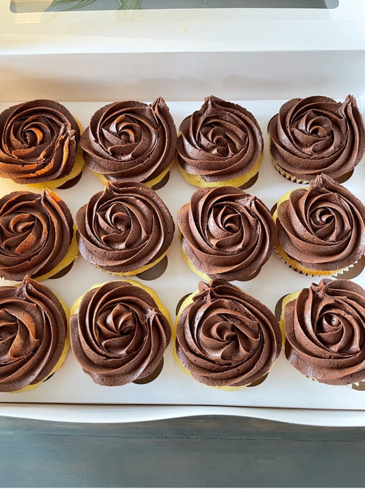 Classic Cupcakes (12 cupcakes)