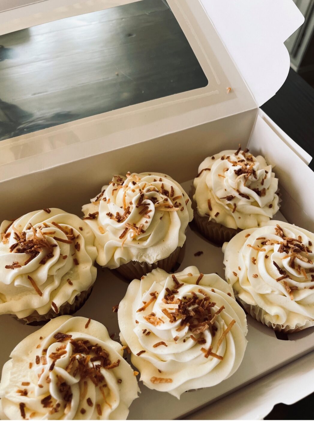 Specialty Cupcakes (12 cupcakes)