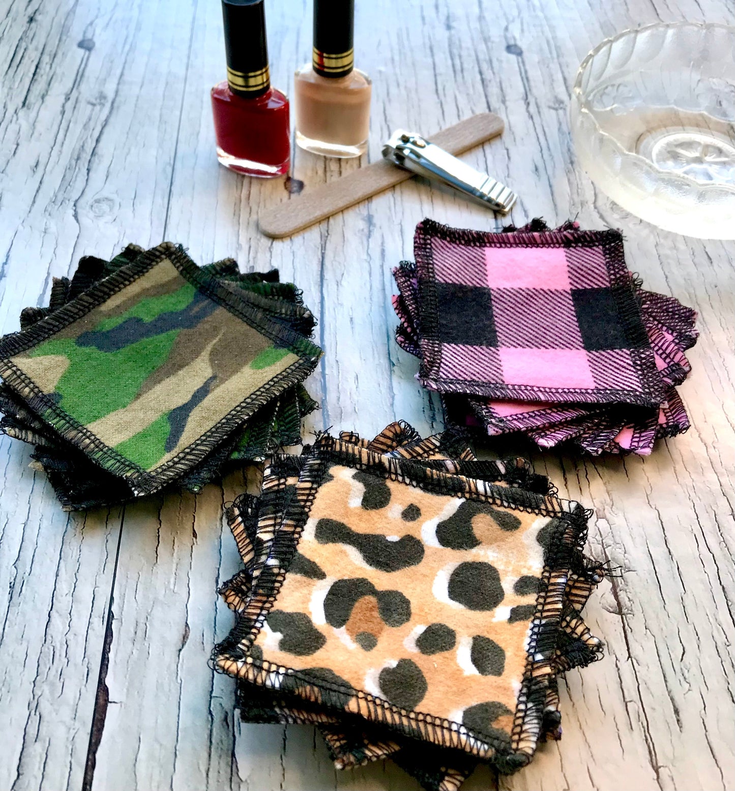 6 Reusable nail polish remover cotton - washable nail remover pads -
