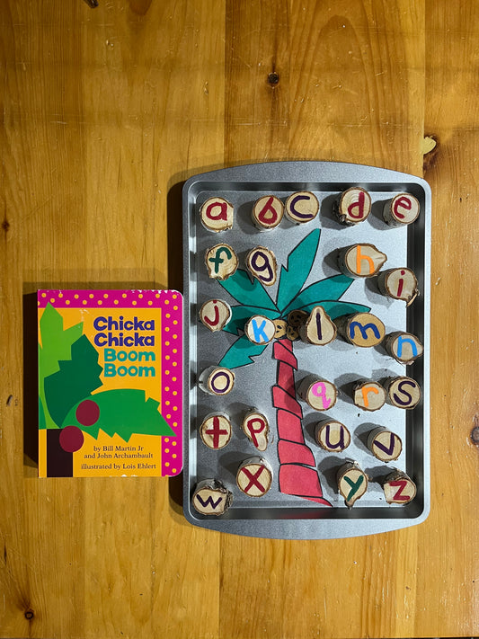Chicka Chicka Boom Boom-storybook , tray and wooden circles
