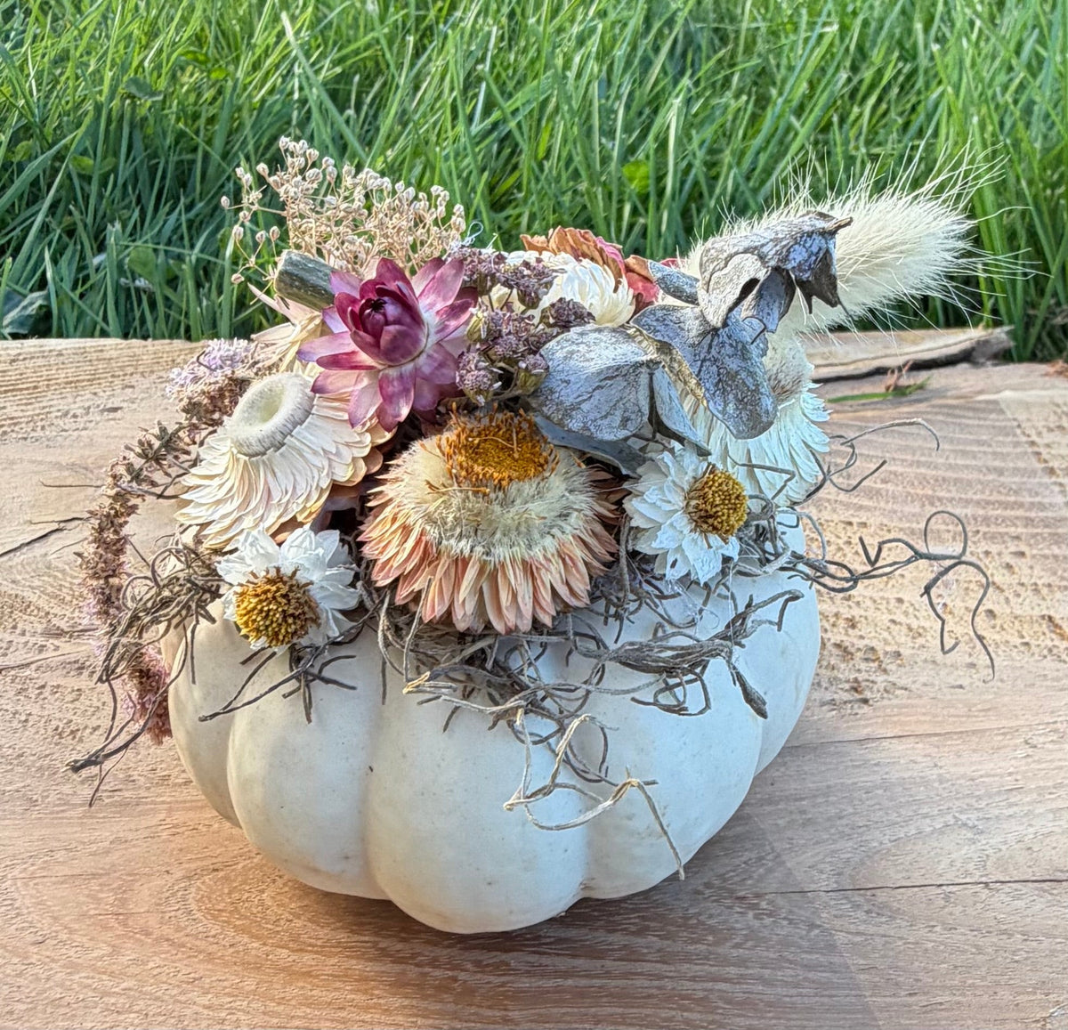 Dried Flower Pumpkins – Long-Lasting Décor *
