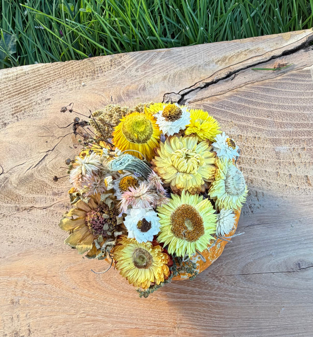 Dried Flower Pumpkins – Long-Lasting Décor