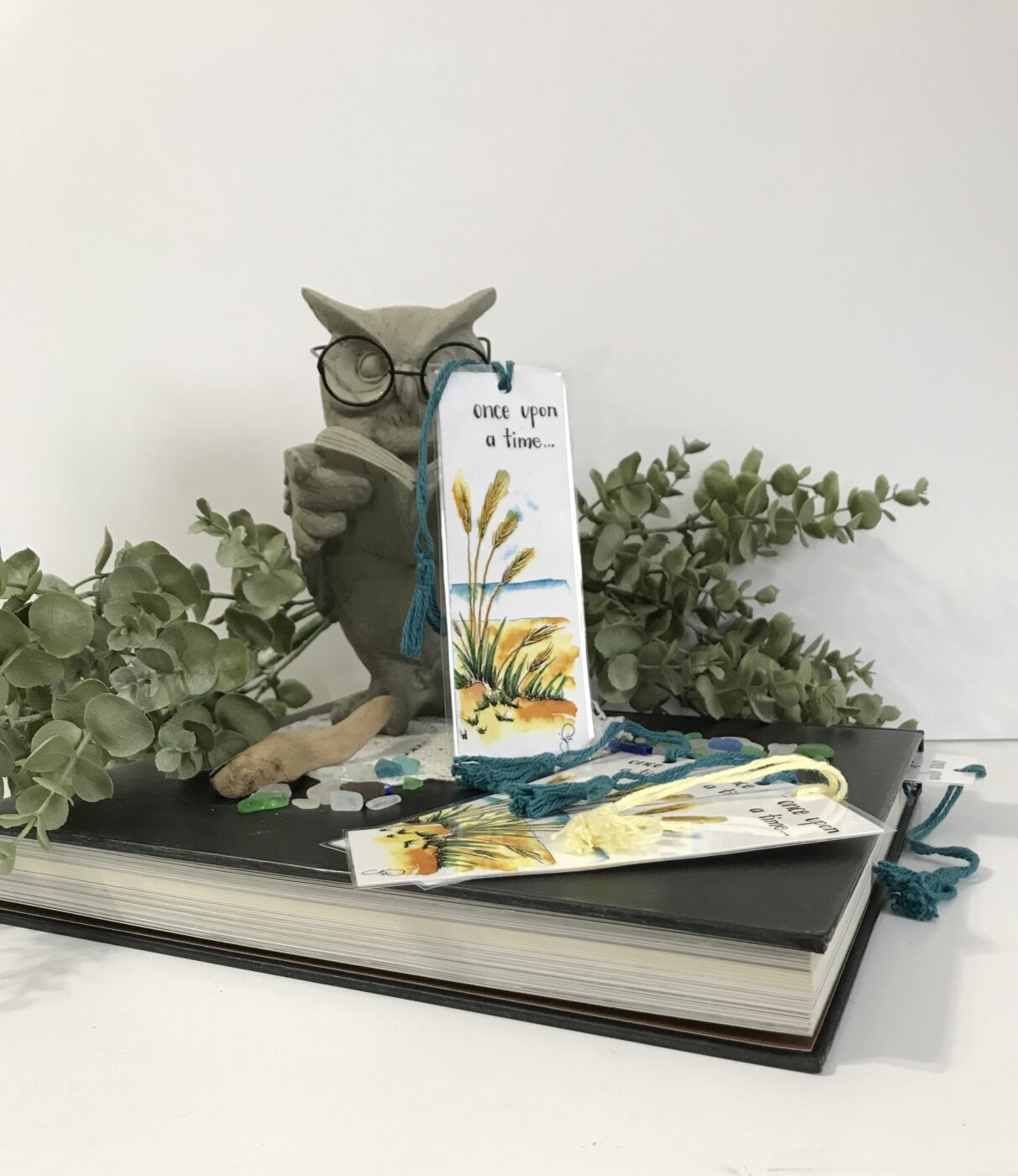 Bookmark – Life Is Better With Books