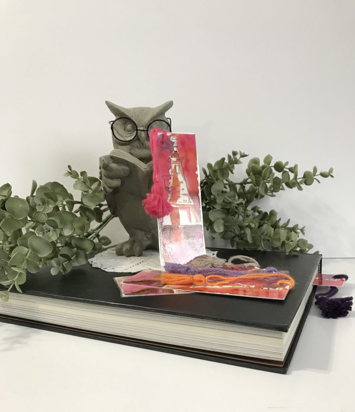 Bookmark – Pink Lighthouse