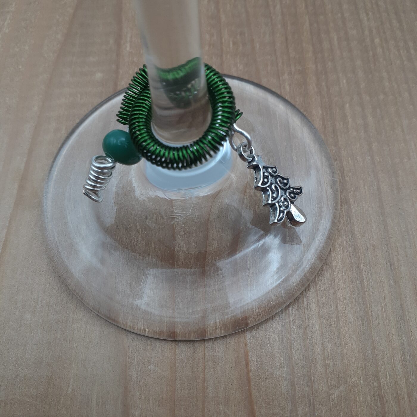 Christmas Tree Wine Charms (set of 4) Unique Design made for Easy Wrapping Around Wine Stems for Quick ID of Each Glass