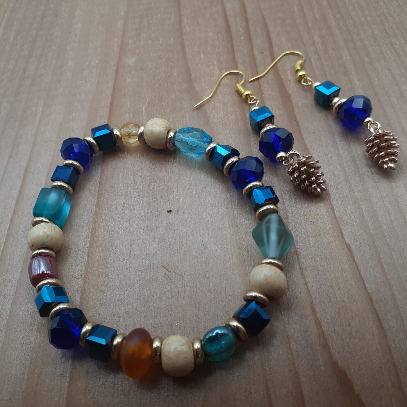 Electric Blues Glass Beaded Earrings and Stretch Bracelet Set with Tibetan Silver Highly Detailed 3D Tiny Pinecone Charms