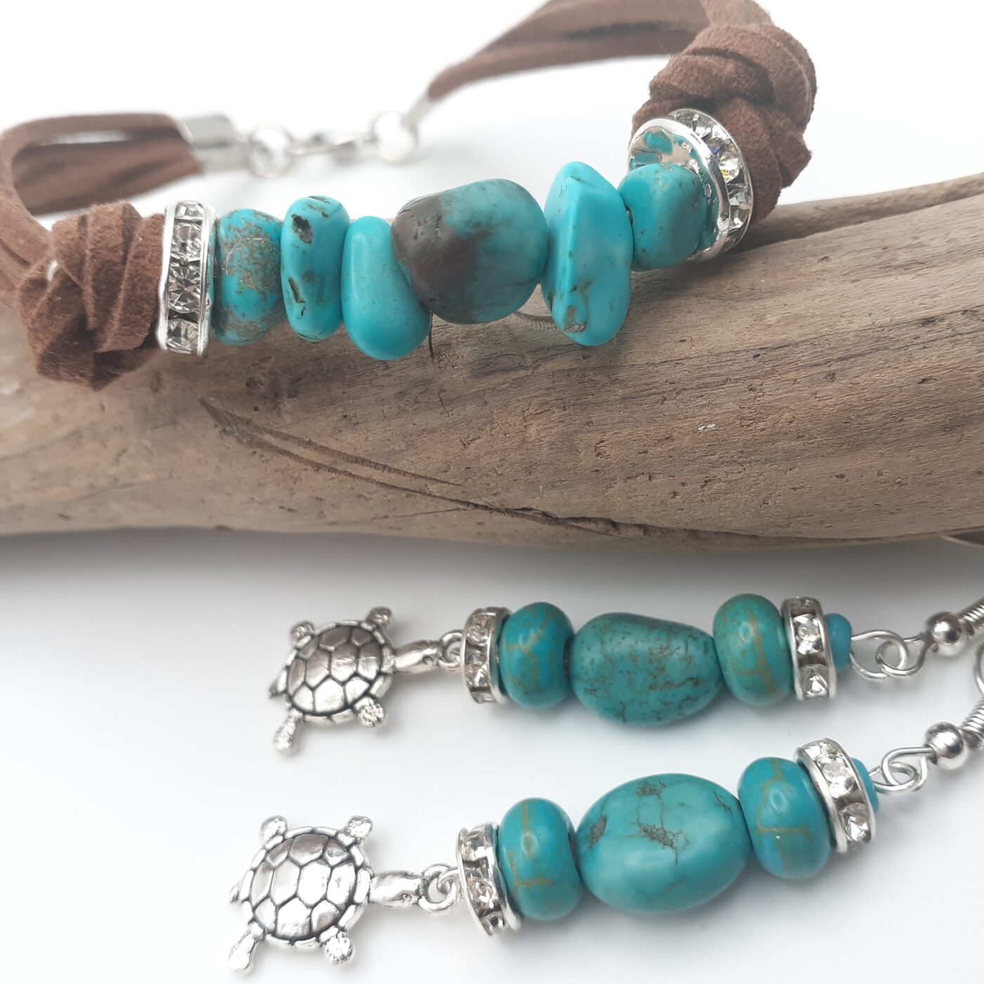 Turquoise Stone Nugget Suede Leather Bracelet and Silver Turtle Charm Earrings Set