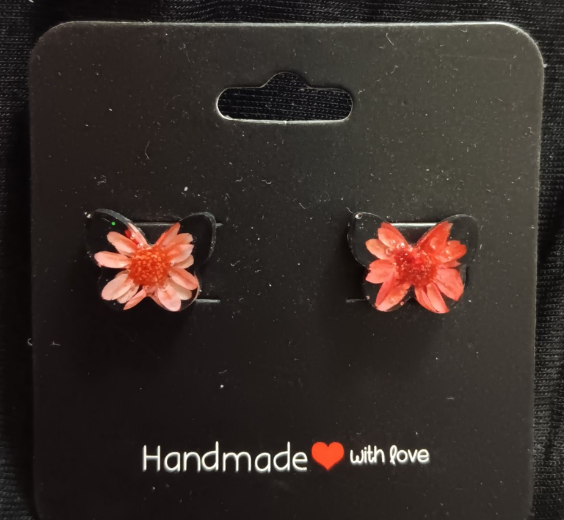 Flower Petal Earrings (Red)