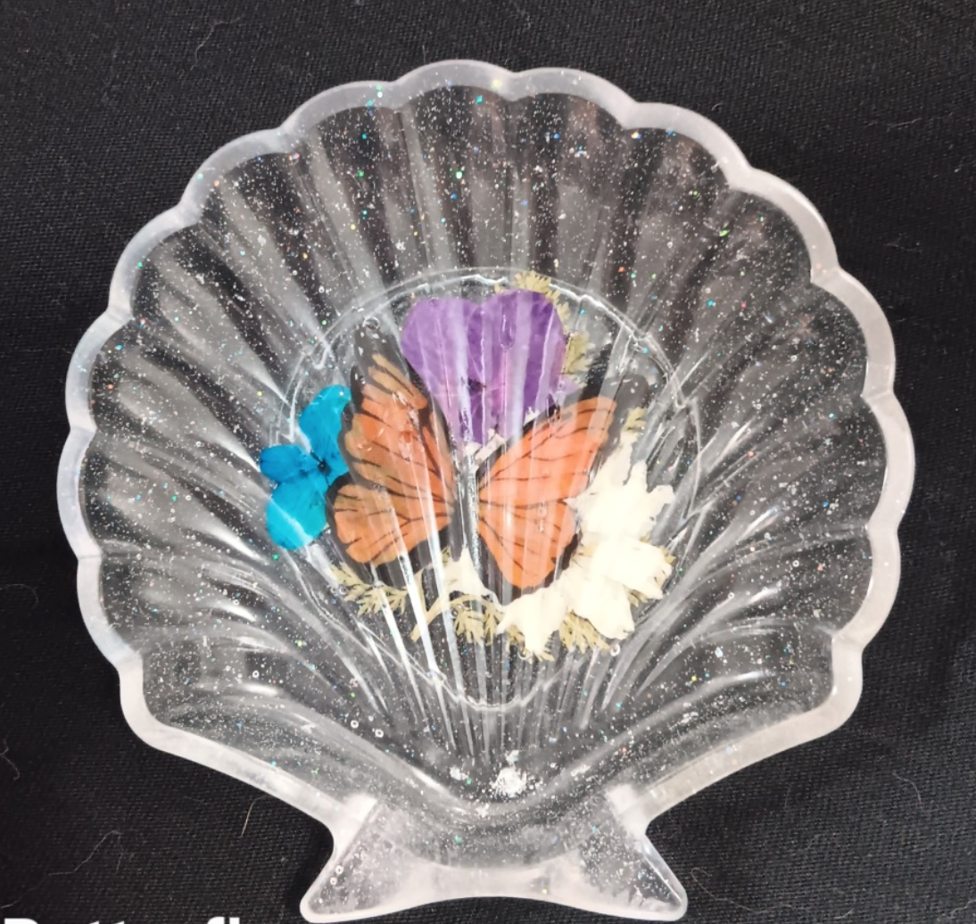 Shell Dish (variety of colours)