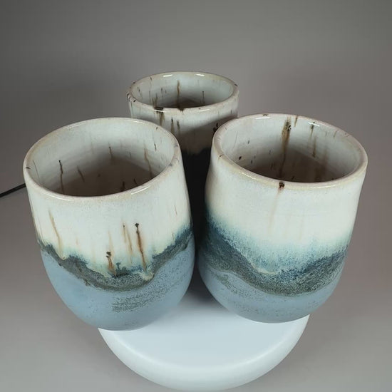 cups_273.MOV