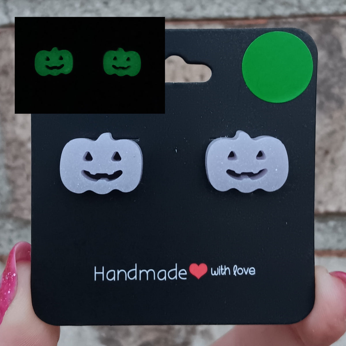 Glowing pumpkin stud earrings (variety of colours)