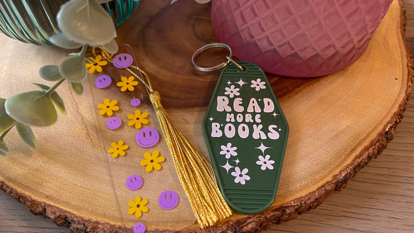 Read More Books - Motel Bookish Keychain