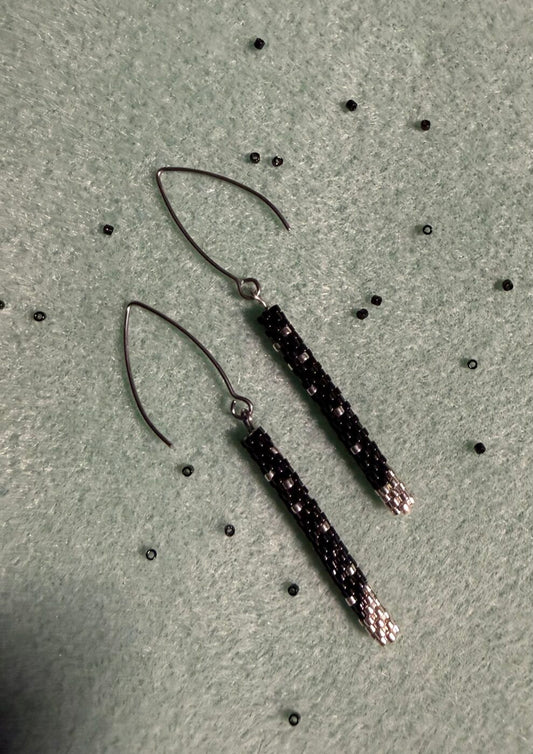 Black & Silver Snathan Si (Fairy Thread) Earrings