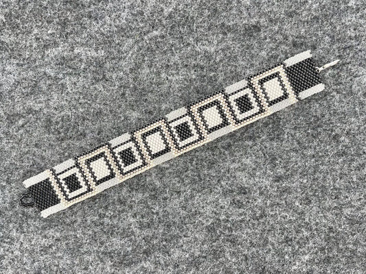 Caireal Dubh (Black Quarry) Bracelet