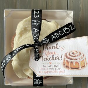'Thank you' Giant Cinnamon Bun